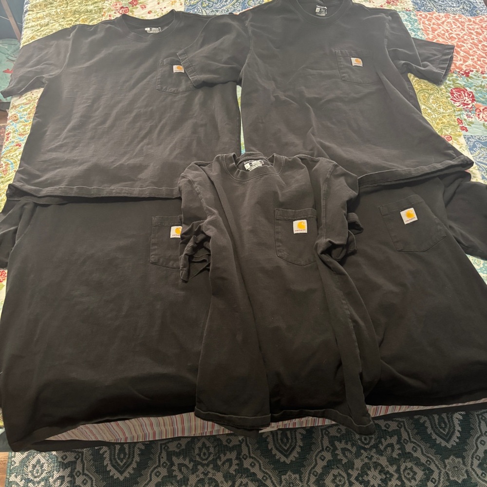 Carhartt Men's Dark Gray Short Sleeve Pocket Tee
